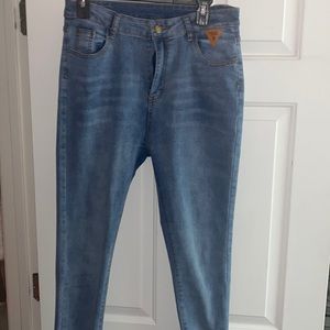Regular light wash denim jeans size(L)